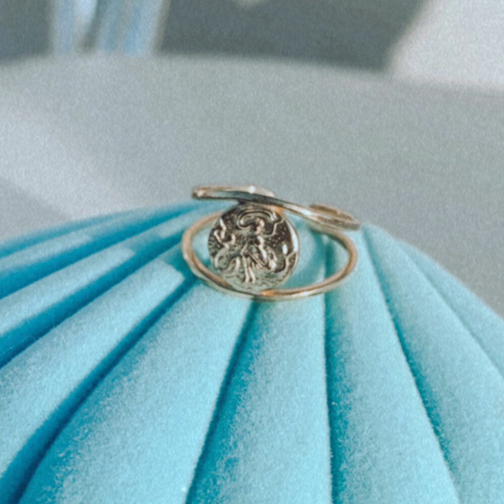 金色小美人魚雙層戒指＋重金屬美人魚硬幣項鍊組合 Ｍermaid Set
